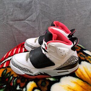%Nike Air Jordan Son of Mars Men Size 9.5 Hot Lava Red White Shoes AJ19